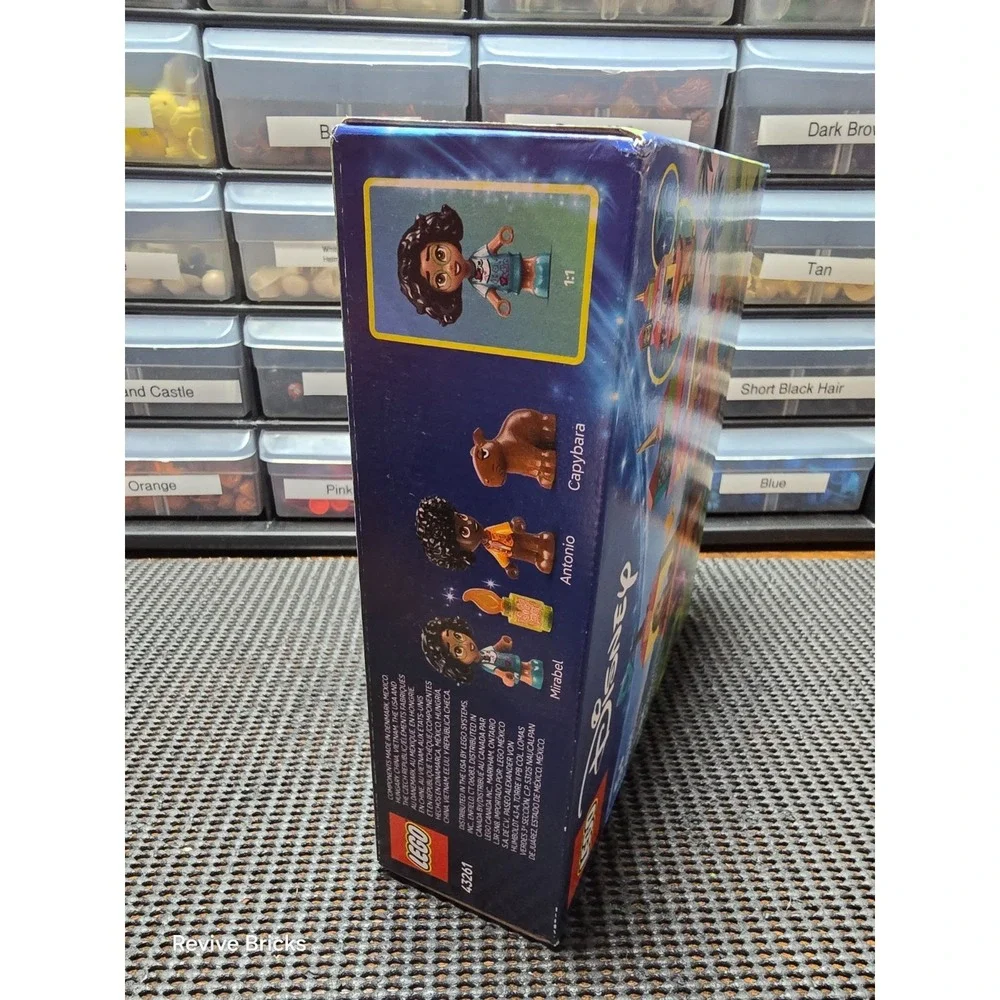 LEGO Disney Encanto Mini House Building Toy Set for Disney Fans 43261 Brand New